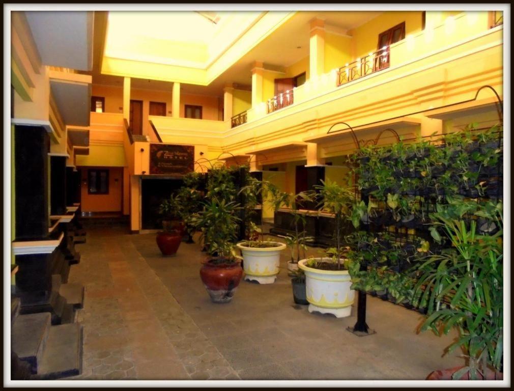 Zaitun Selaparang Hotel Lombok Bagian luar foto