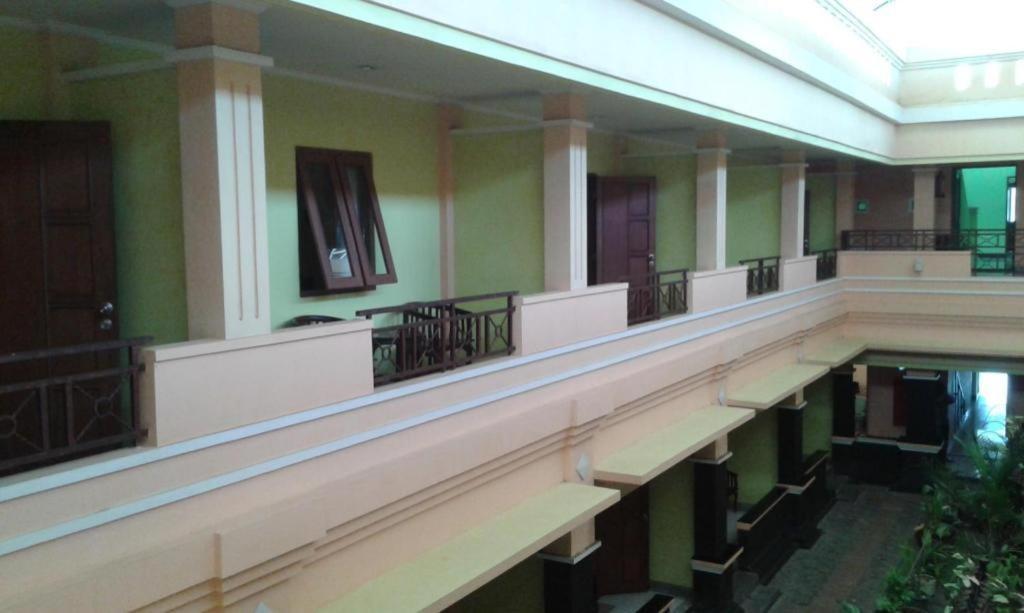 Zaitun Selaparang Hotel Lombok Bagian luar foto