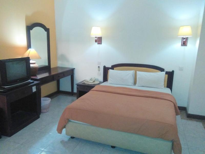 Zaitun Selaparang Hotel Lombok Bagian luar foto
