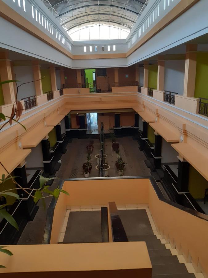 Zaitun Selaparang Hotel Lombok Bagian luar foto