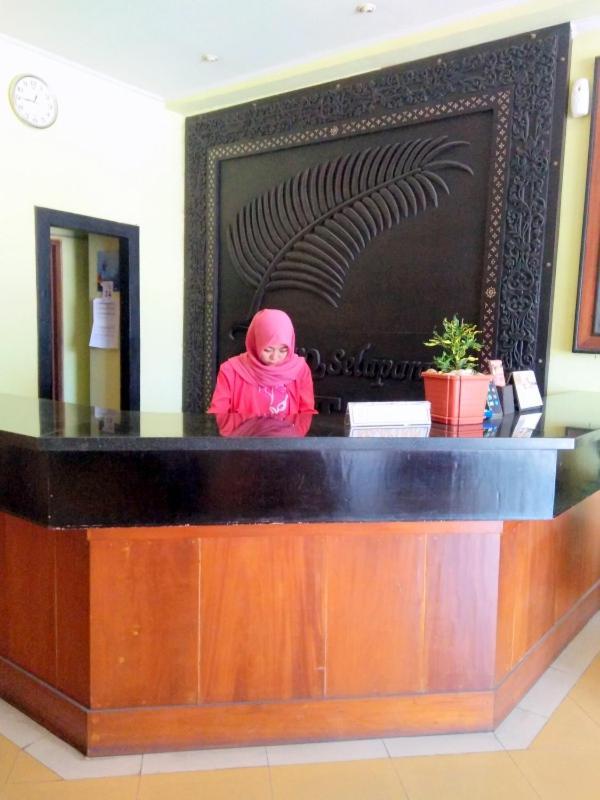 Zaitun Selaparang Hotel Lombok Bagian luar foto